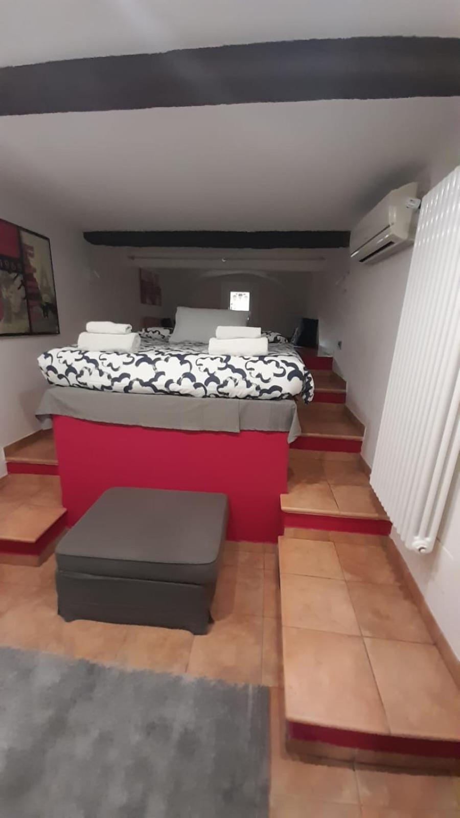 B&B And Home La Piazzetta Della Pioggia Bologna Eksteriør bilde