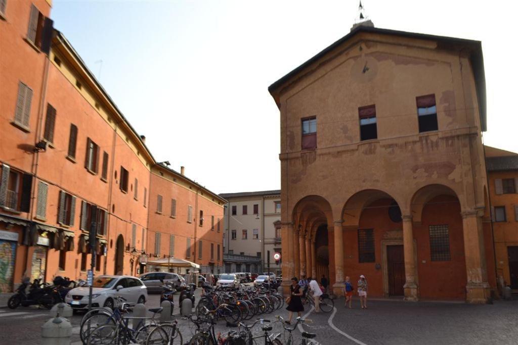 B&B And Home La Piazzetta Della Pioggia Bologna Eksteriør bilde